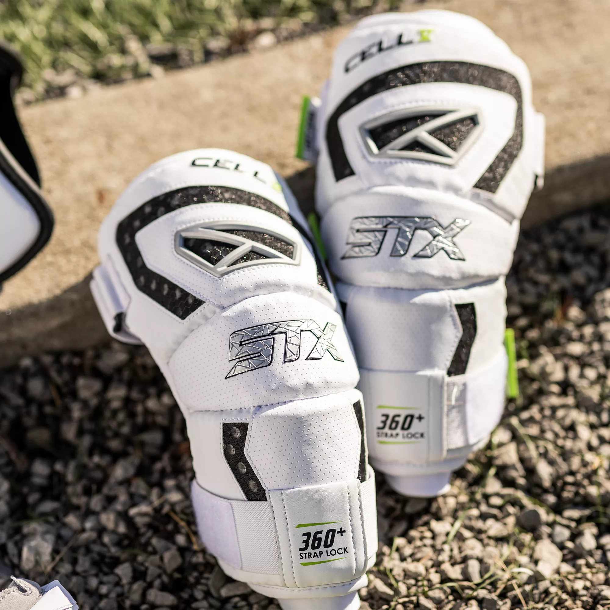 STX Men's Cell V Lacrosse Arm Guards 7 STX Men's Cell V Lacrosse Arm Guards - Image 5