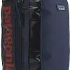 Patagonia Black Hole Medium Cube -Sports store 19PTGUBLCKHLCBMDMCTP Classic Navy