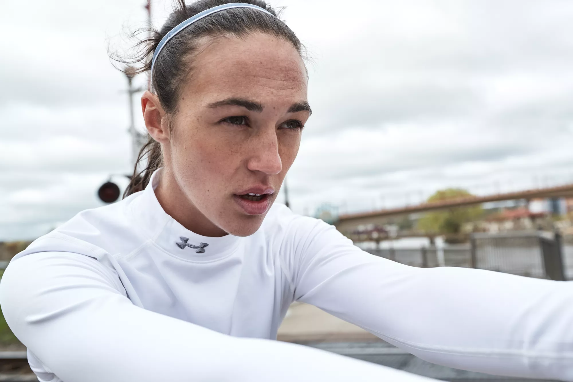 Under Armour Women's Fitted ColdGear Mockneck Shirt 10 Under Armour Women's Fitted ColdGear Mockneck Shirt - Image 8