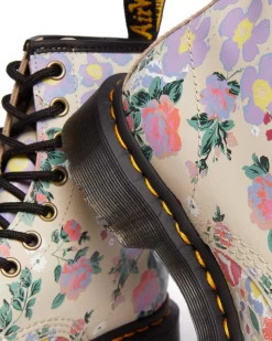 Dr. Martens Women's Floral Mashup Backhand Boots -Sports store 30791292 FloralMulti DET alt1