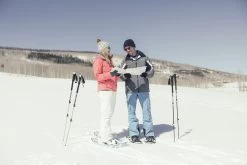 Yukon Charlie's Women's Advanced Spin Float Snowshoe Kit -Sports store CD3A7732