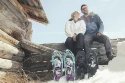 Yukon Charlie's Women's Advanced Spin Float Snowshoe Kit -Sports store IMG 1061