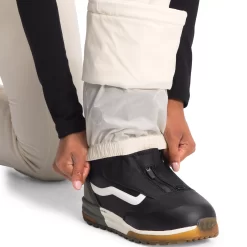 The North Face Women's Snoga Pants 9 The North Face Women's Snoga Pants -Sports store NF0A3LUV N3N GardeniaWhite MODDET