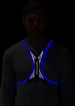 Nathan HyperNight Laser Light Vest -Sports store NS60240 Black DET alt3