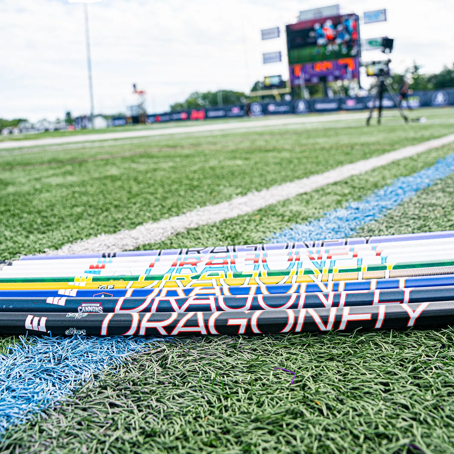 Epoch Men's PLL Cannons Dragonfly Lacrosse Shaft 4 Epoch Men's PLL Cannons Dragonfly Lacrosse Shaft - Image 2