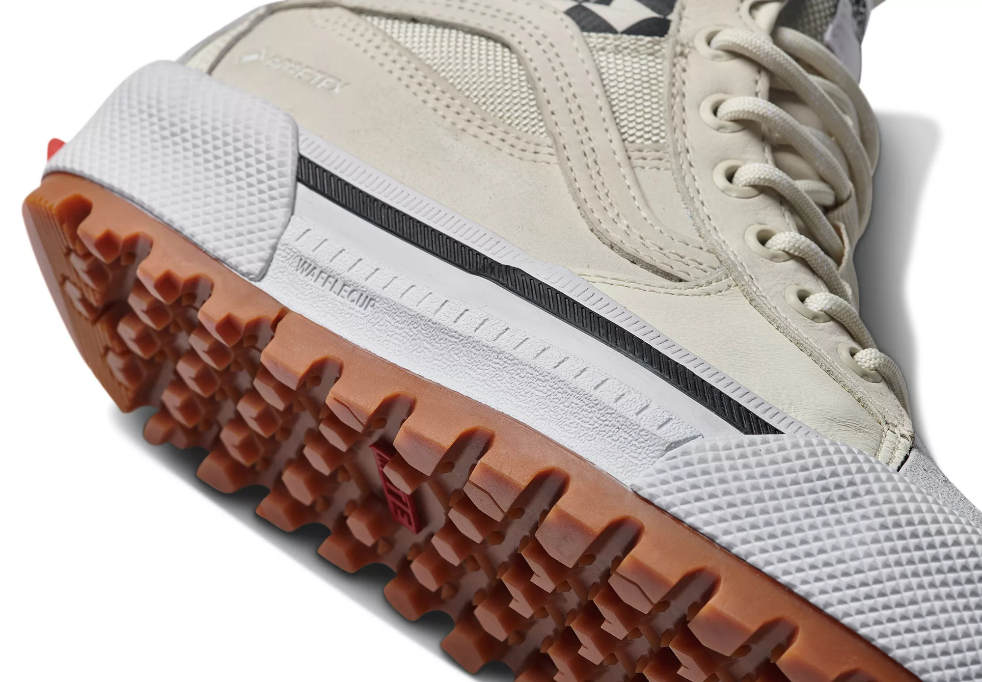 Vans Sk8-Hi GORE-TEX MTE3 Shoes 9 Vans Sk8-Hi GORE-TEX MTE3 Shoes - Image 7